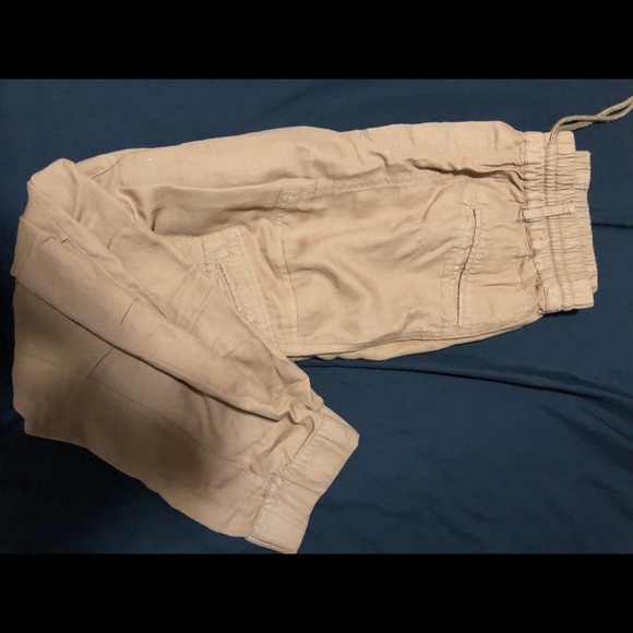 Aritzia Cargo Pants